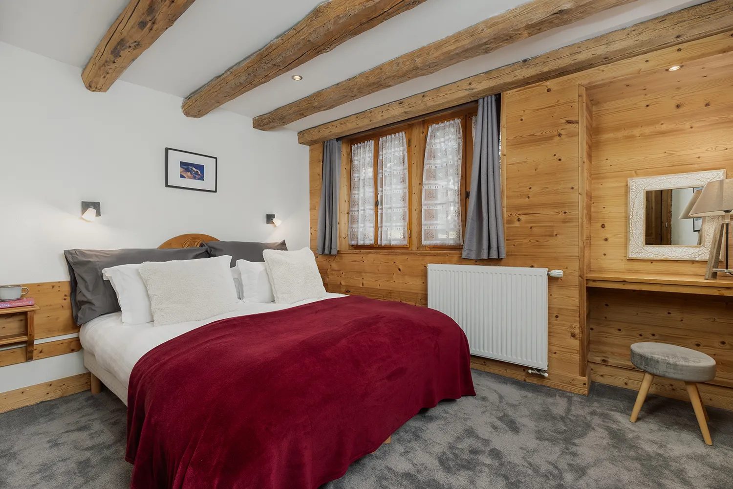 Woodlands Chalets - Farmhouse La Desmeuniere