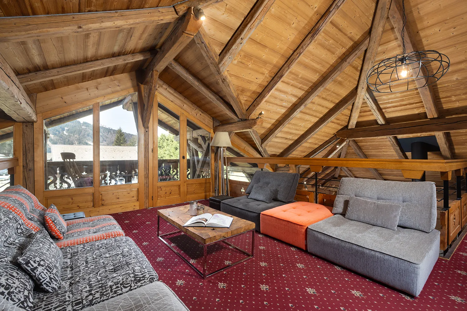 Woodlands Chalets - Farmhouse La Desmeuniere